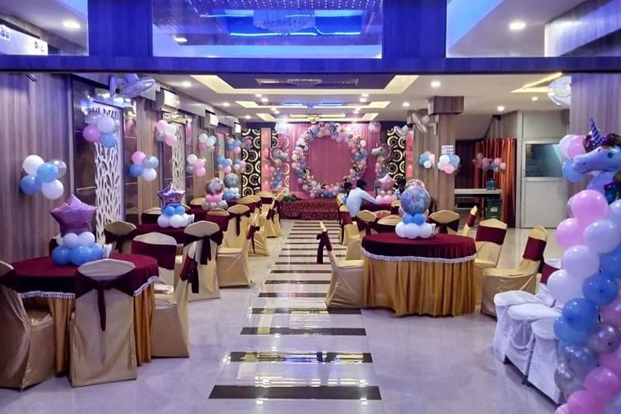 Hotel Shree Kanta Gurgaon Ngoại thất bức ảnh