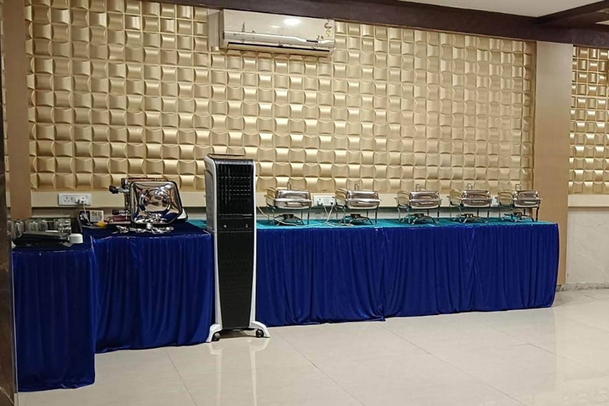 Hotel Shree Kanta Gurgaon Ngoại thất bức ảnh